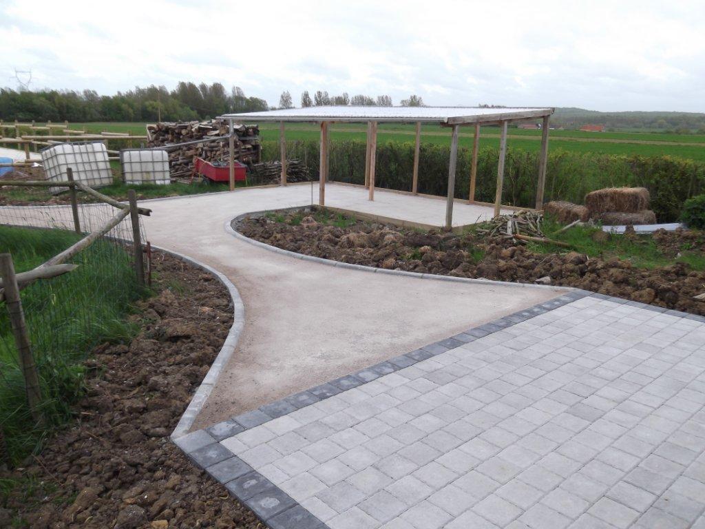 Allée en sable de marquise