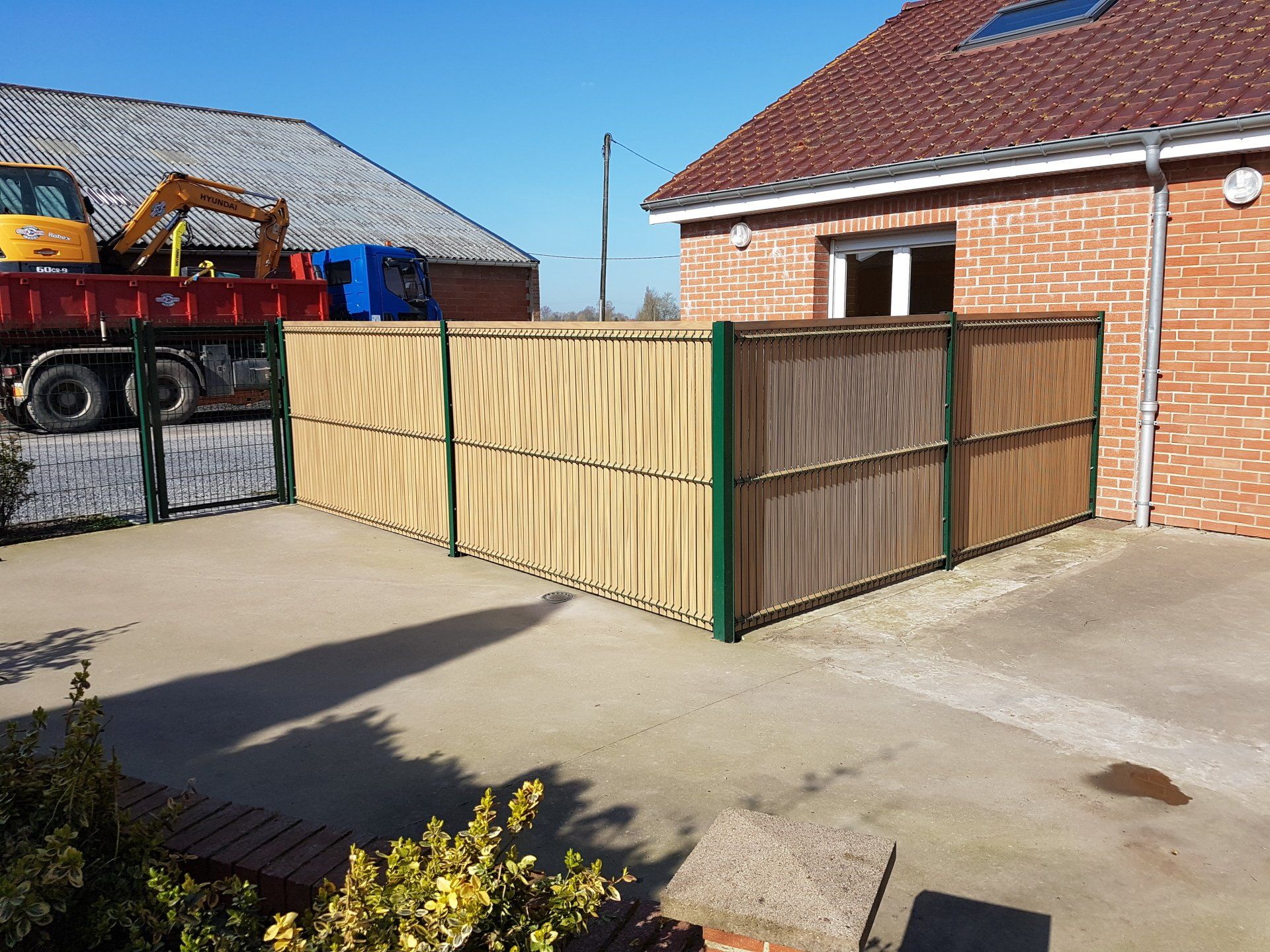 Clôture rigide occultant