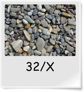 Verschieden farbige Steine 32/X
