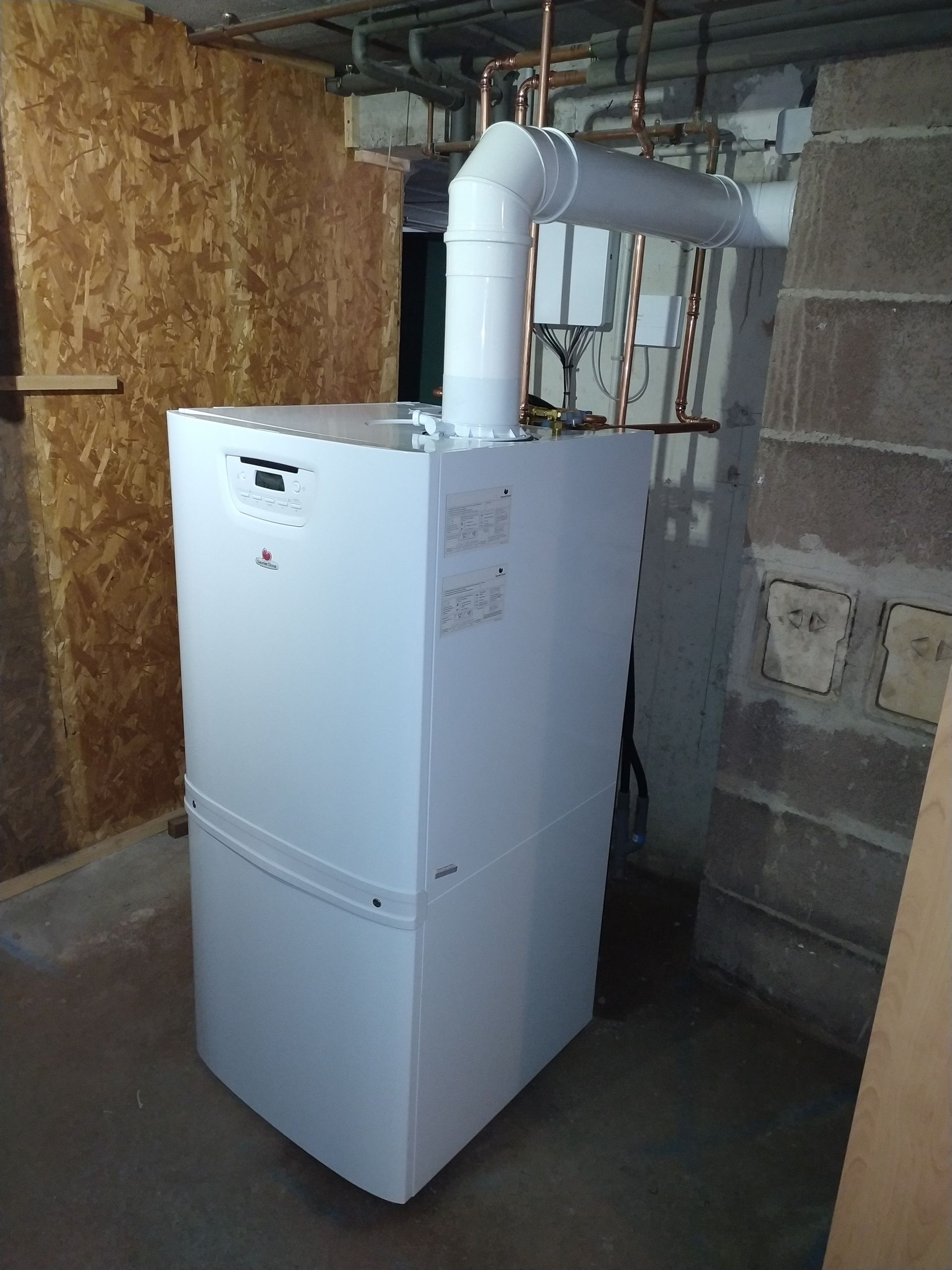 Chaudière à gaz blanche