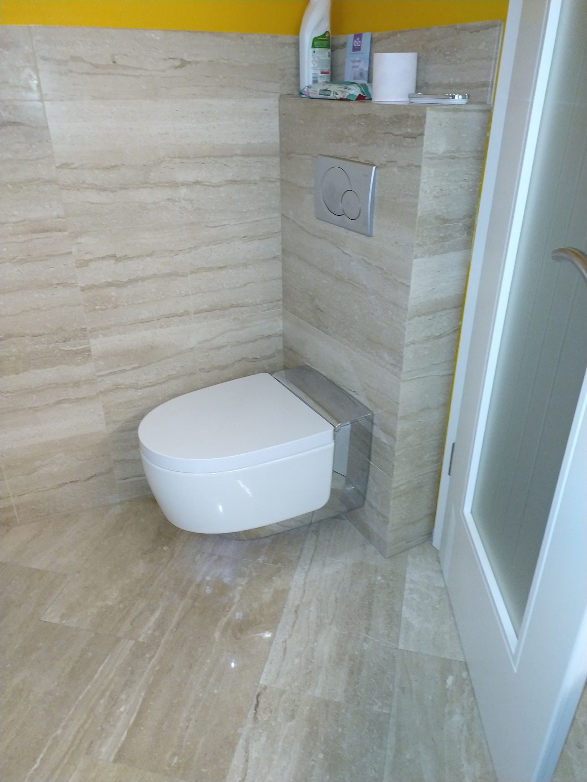 Wc lavant séchant suspendu Geberit Aquaclean