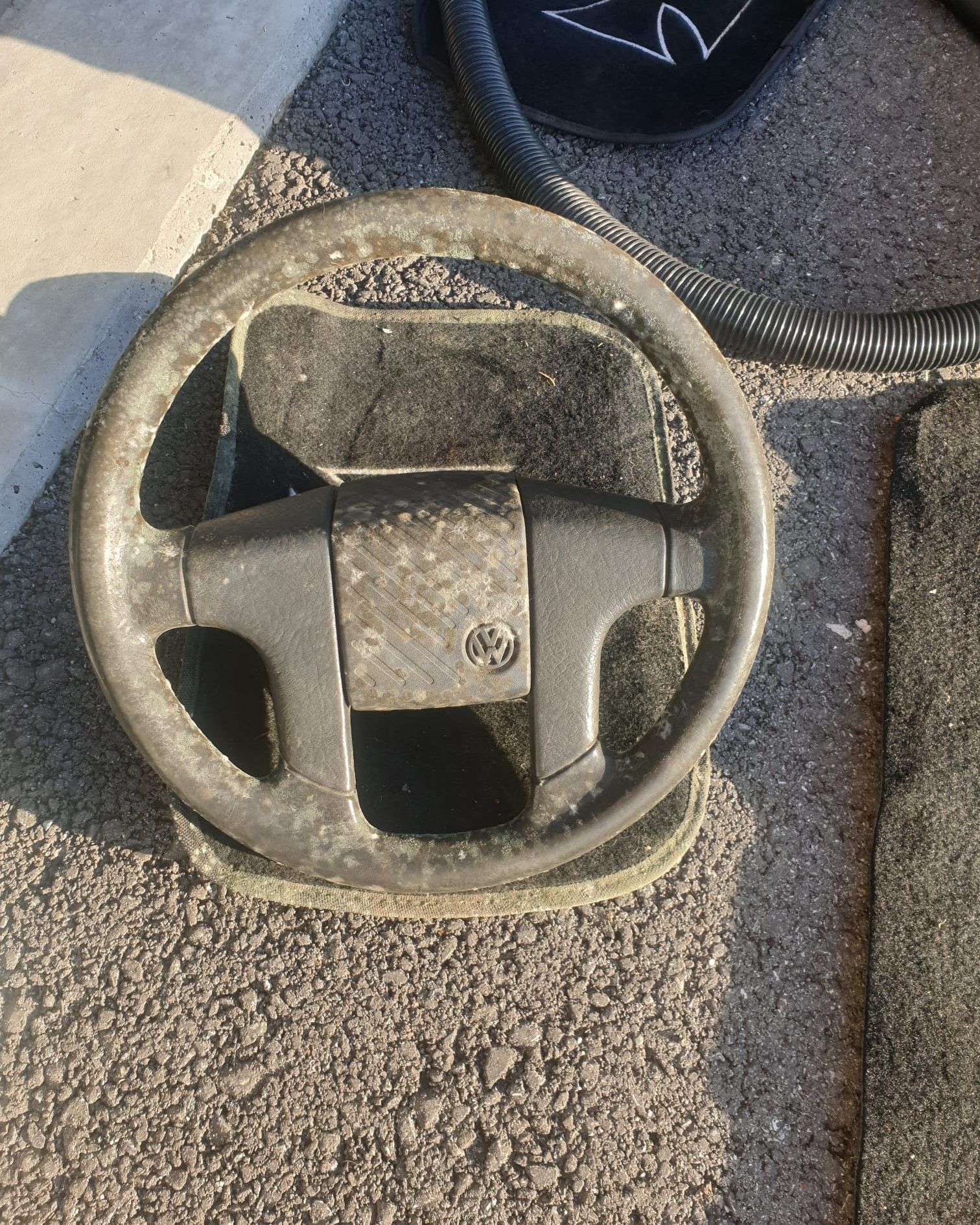 Mécanique, nettoyage et rénovation à Granges - Firstcustom SNC