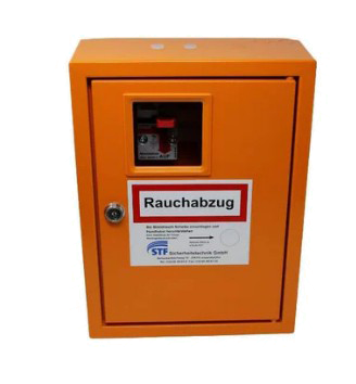 Orangefarbener Metallkasten mit der Aufschrift „Rauchabzug“ mit Schlüsselschloss und Sichtfenster mit Bedienelementen.