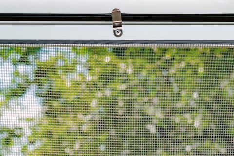 Moustiquaire sur fenêtre
