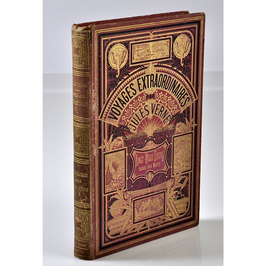Le livre Voyages Extraordinaires par Jules Verne