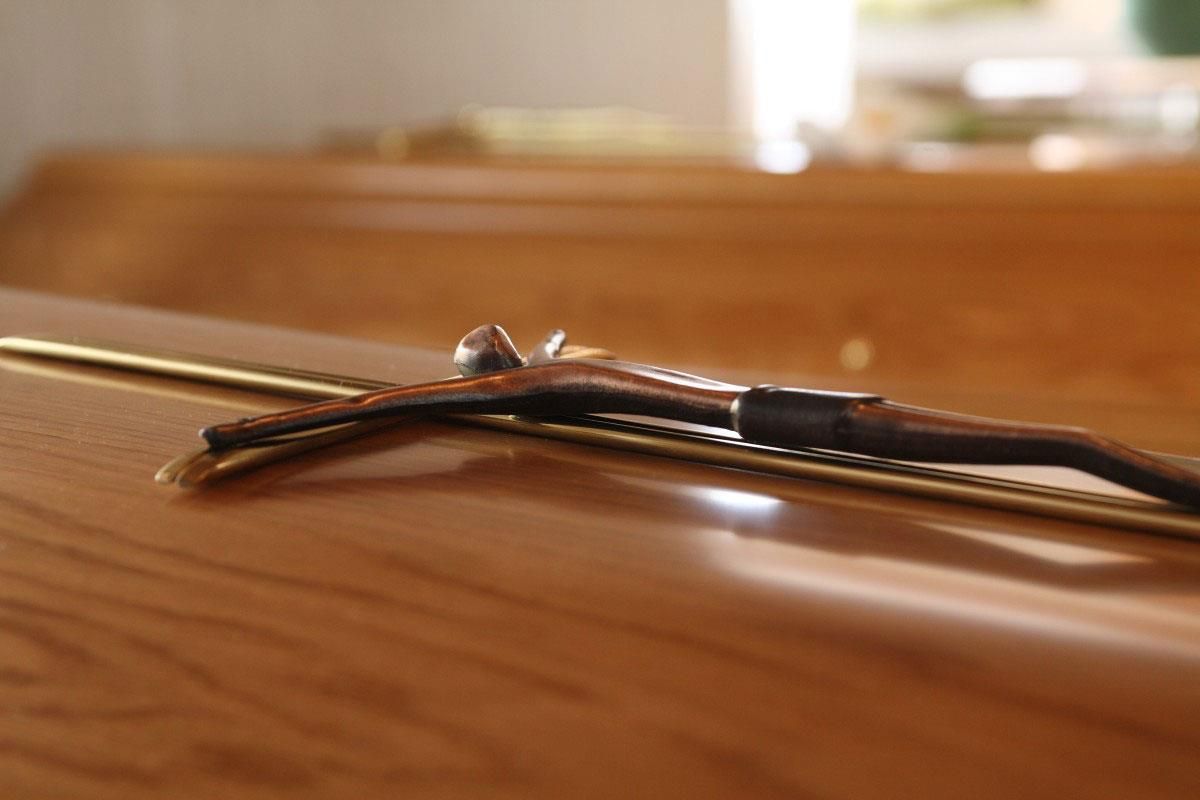 Stilvoller Sargschmuck von Peter Krechel Bestattungen, Troisdorf