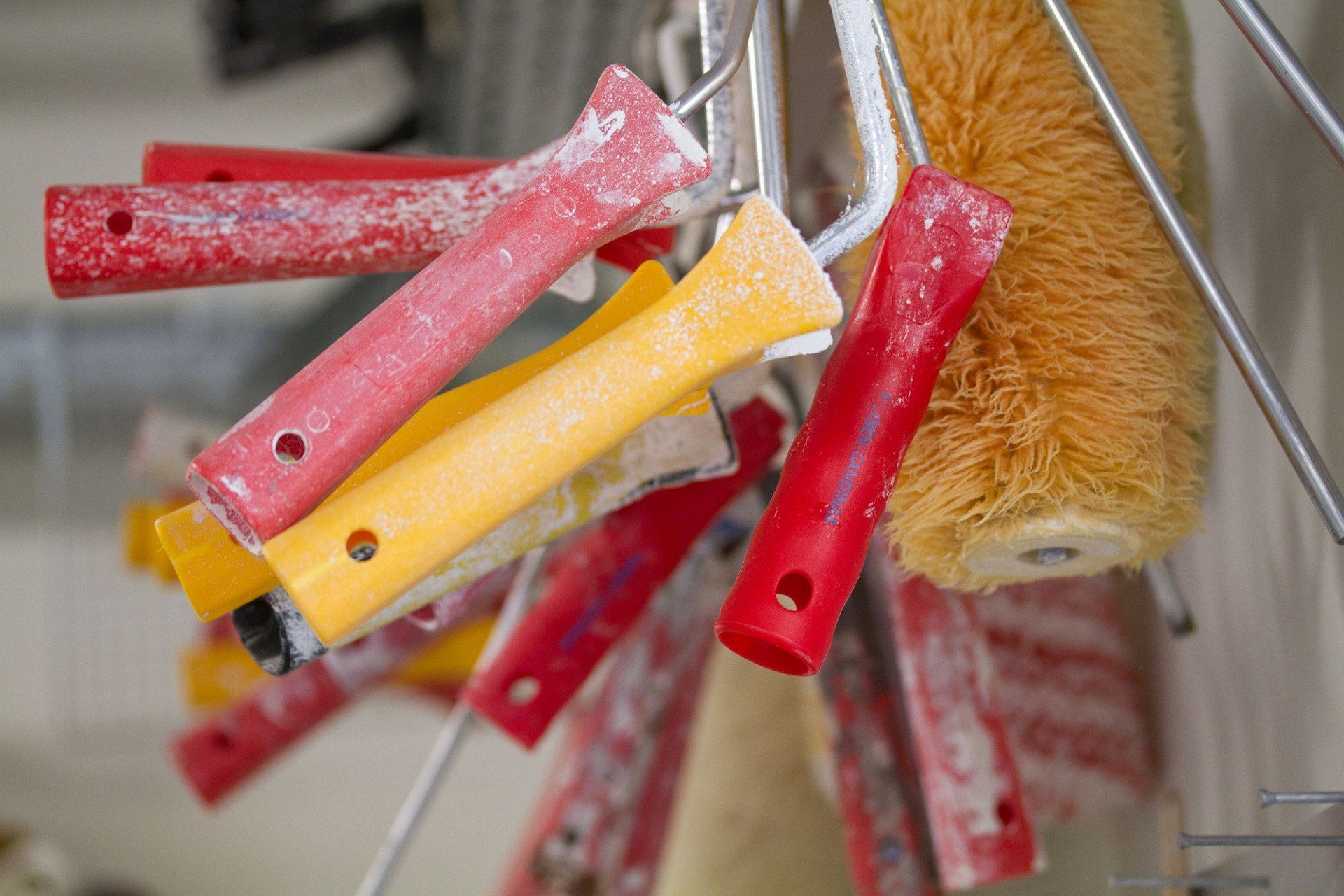 Malergeschäft - Malergeschäft Kurt Dolf in Sils im Domleschg