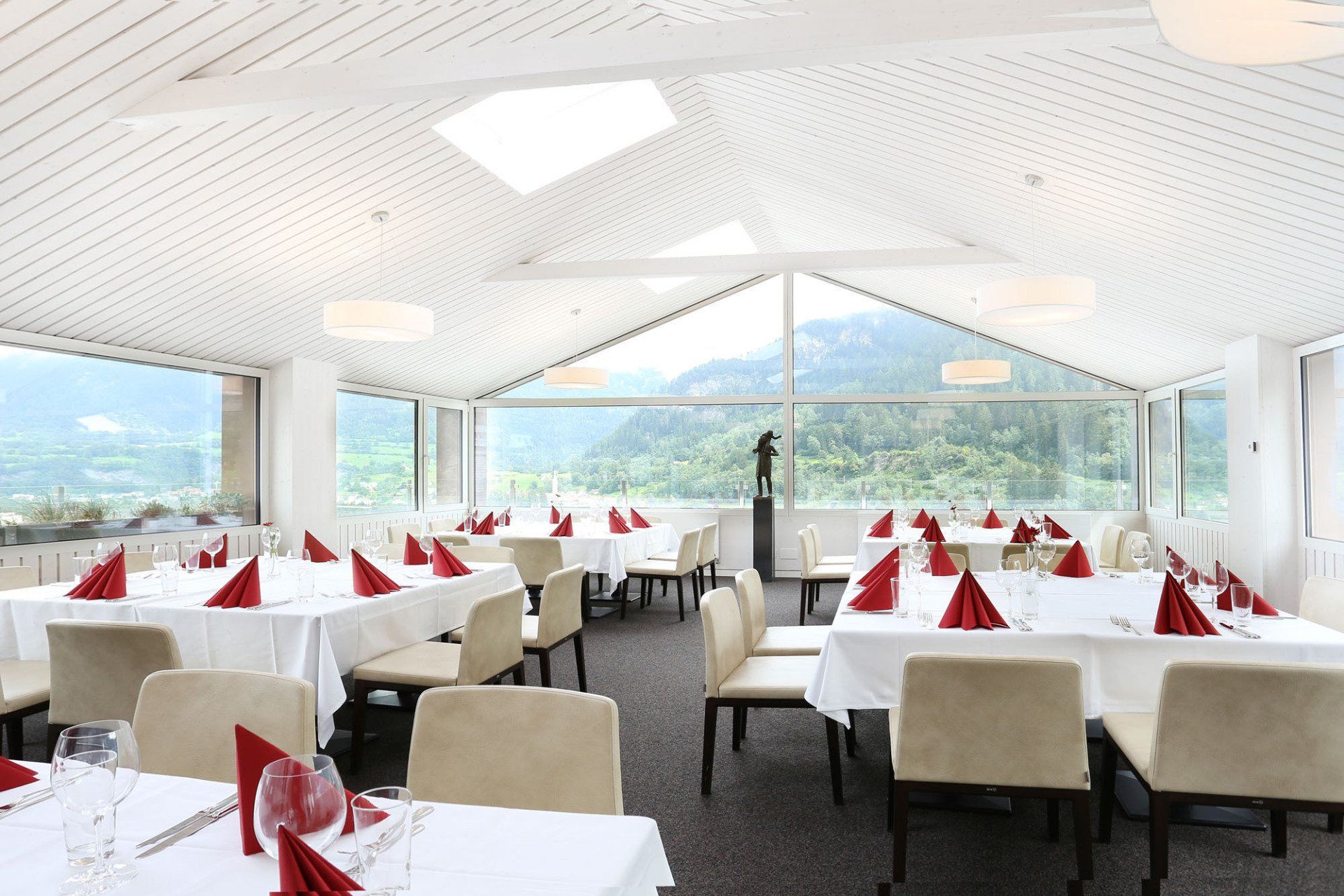 Maler für Renovationen, Neubauten, Sanierungen - Malergeschäft Kurt Dolf in Sils im Domleschg