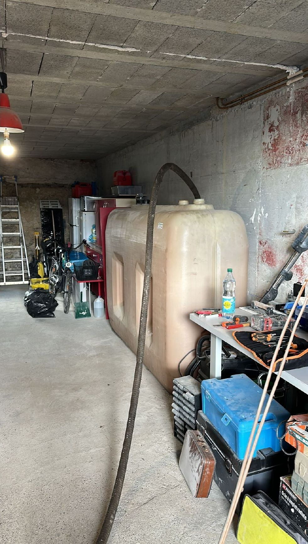 Cuve rectangulaire en plastique