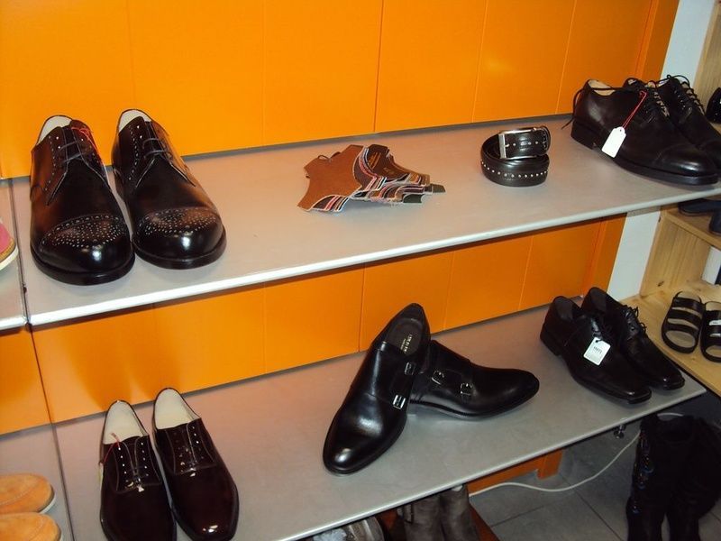 Schuhe vom Schuh- und Schlüsselservice Suriano Inh. Rocco Latella