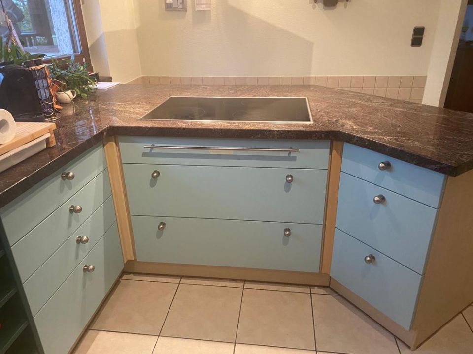 Weiße Küchenspüle von Tischlerei Armin Klaus – Inh. Milko Klaus