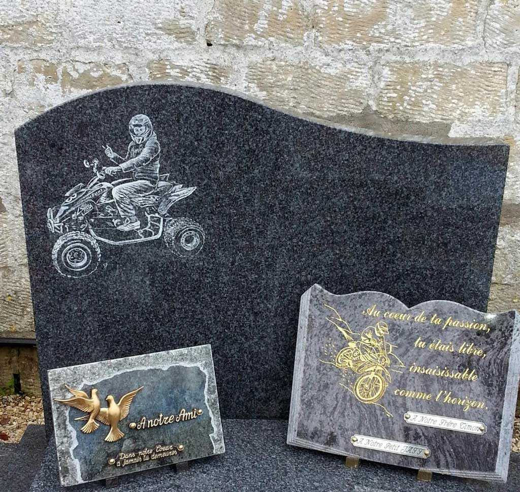 Plaque funéraire pour un particulier avec gravure au laser