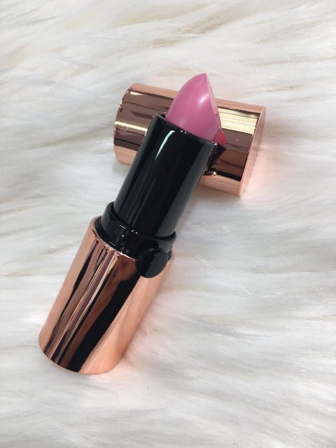 Glam Flow Mattahuulipuna