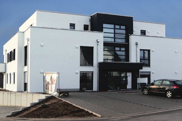 160120 Eingang MFH 1