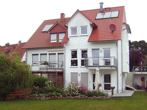 Doppelhaushälfte Eka