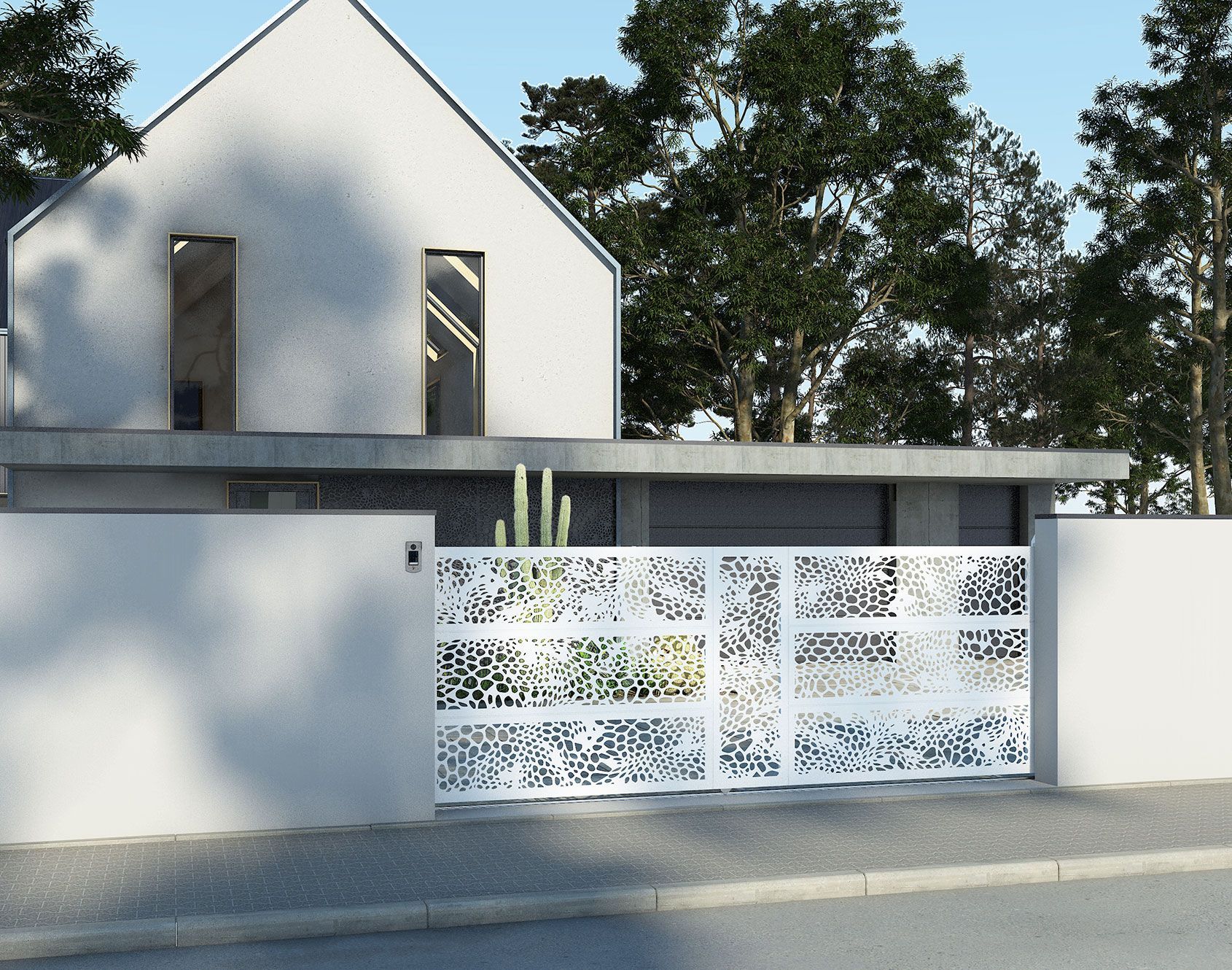 Portail coulissant blanc avec motifs de ferronnerie