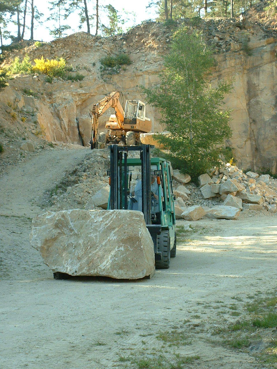 Transport bloc de pierre