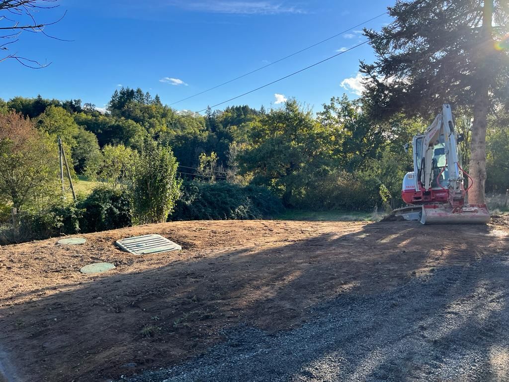 Remise en place des terres, prêts pour l'engazonnement