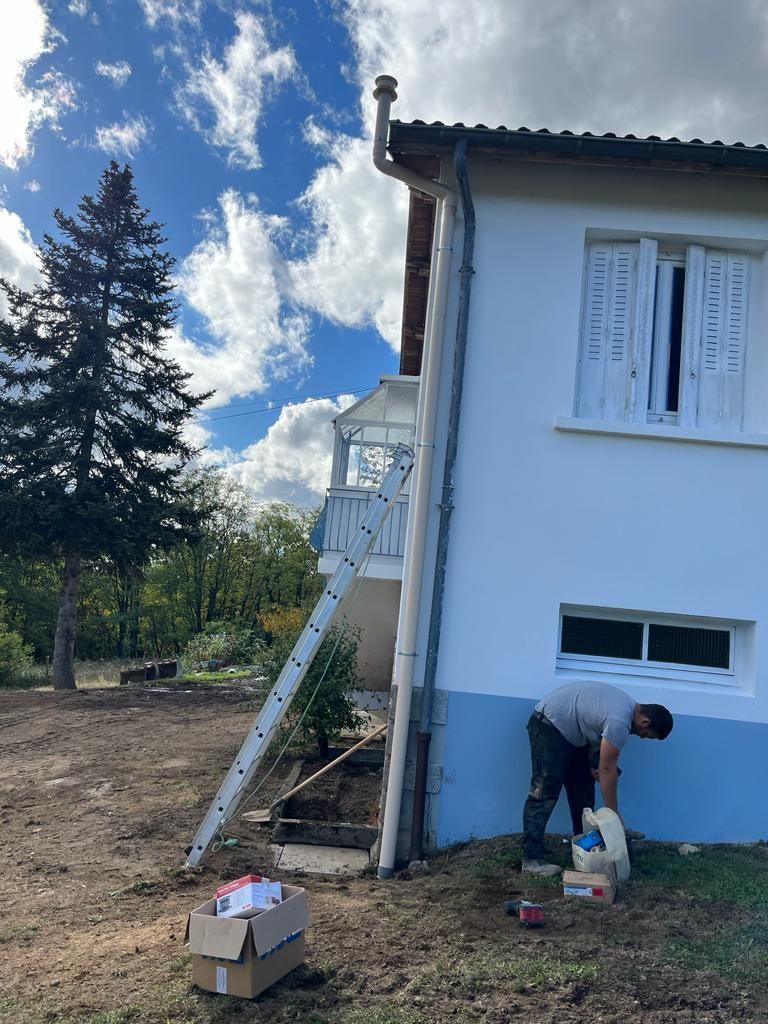 Réalisation filtre compact écoflo 5 EH à Courpière avec terrassement en masse