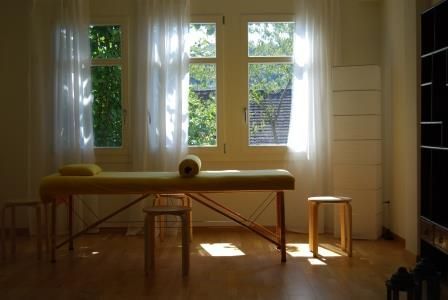 Behandlungsraum - Brigitte Neidhart - Impulse bewegen - Glattfelden