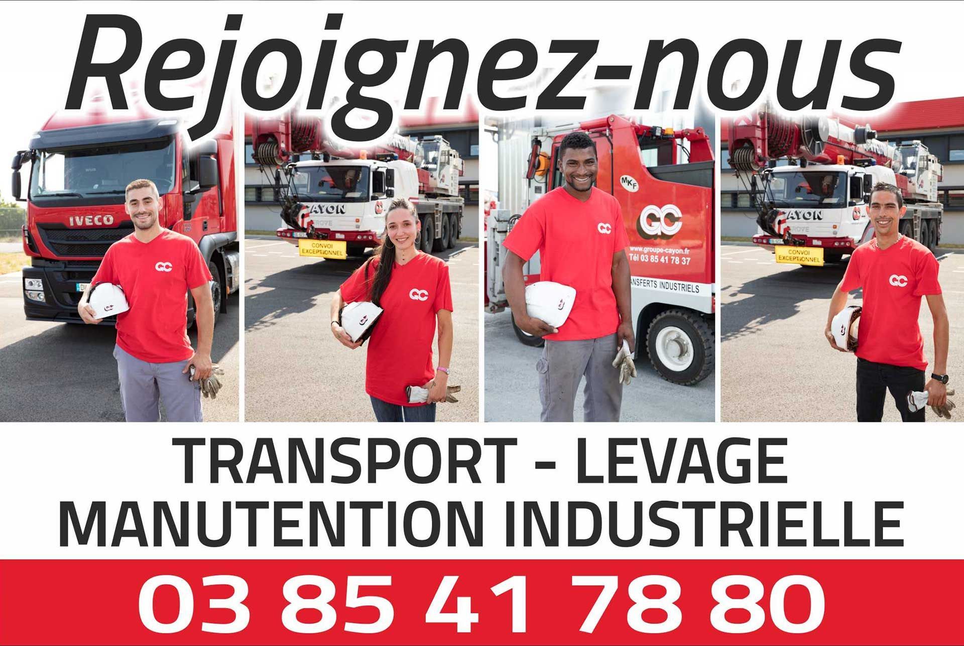 Annonce : Quatre personnes en chemises rouges près de camions, SMS « Rejoignez-nous », numéro de téléphone, services industriels.