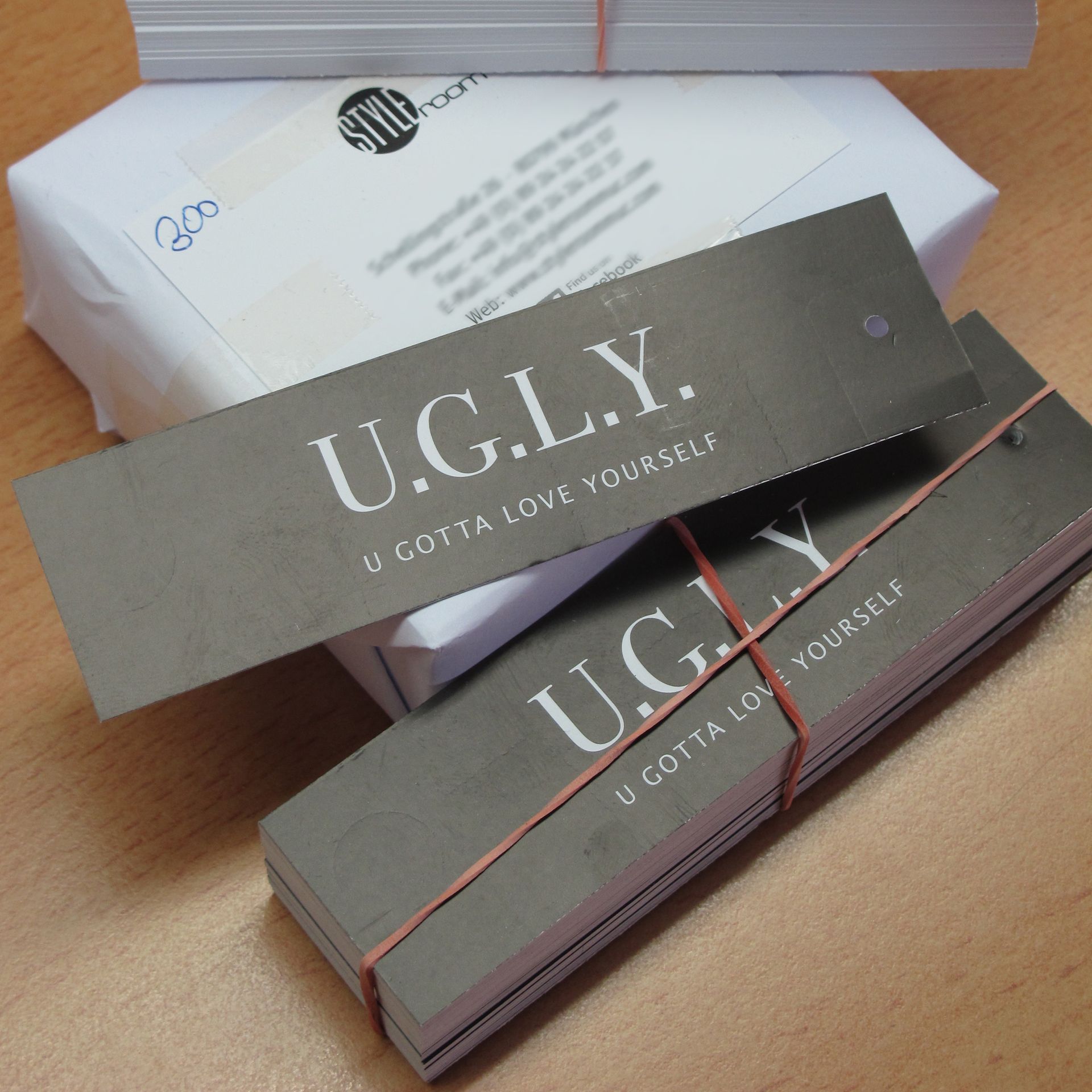 Visitenkarten, Namebadges, Etiketten für Business und Fashion