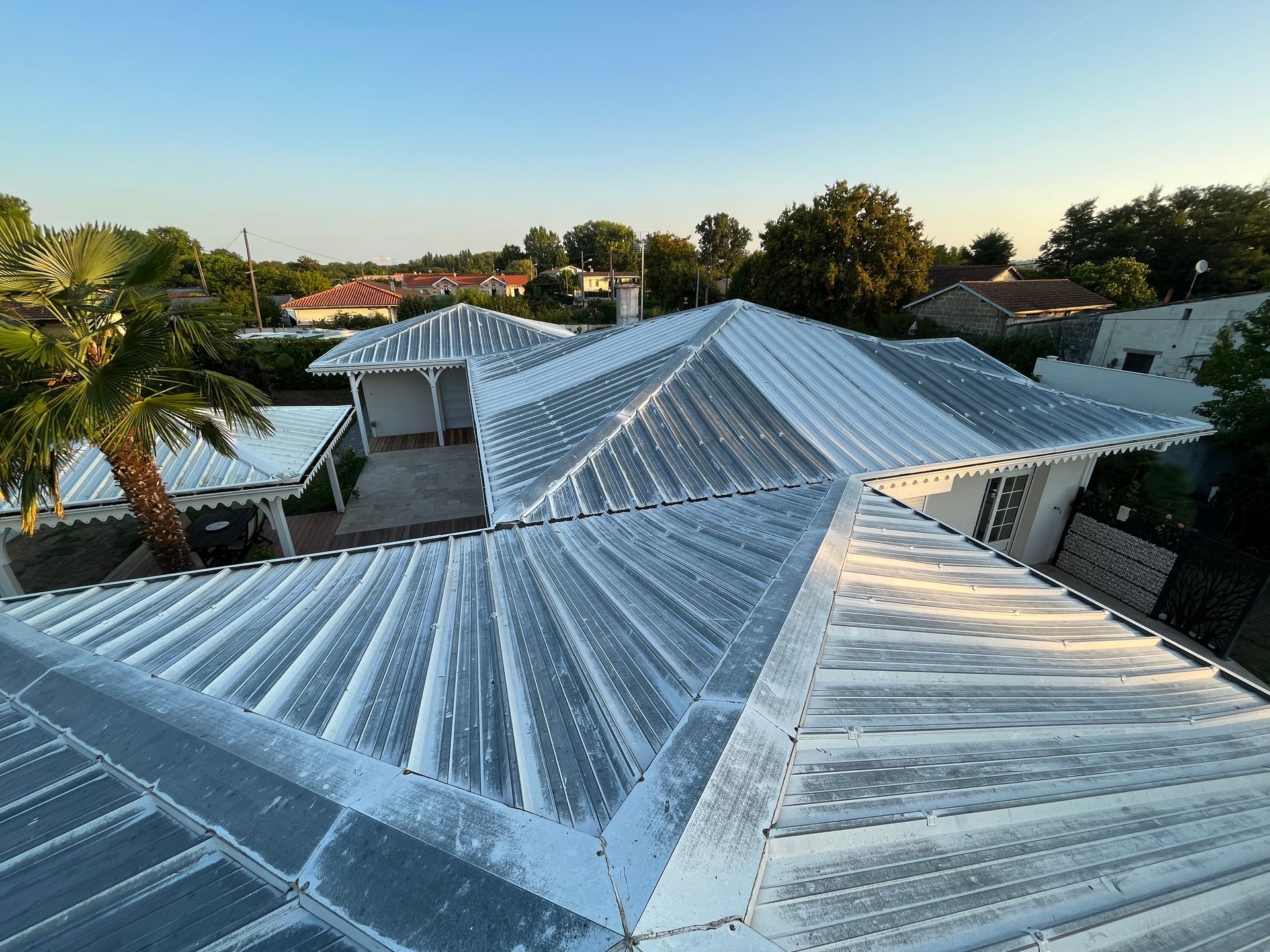 Bac acier à recouvrir de peinture