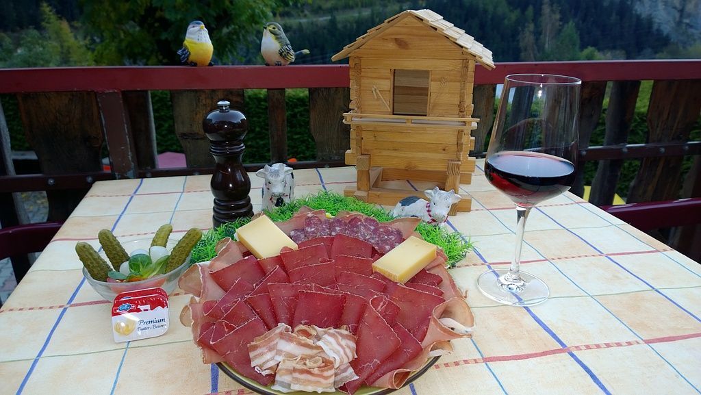 Walliser Teller Variation