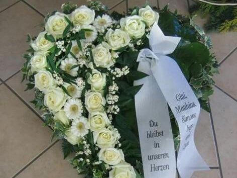 Gärtnerei Rogner-Bär • Trauerbinderei