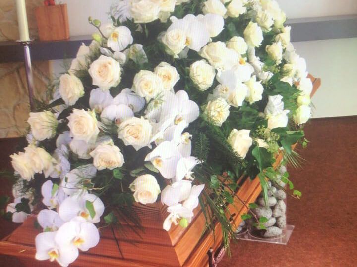 Gärtnerei Rogner-Bär • Trauerbinderei