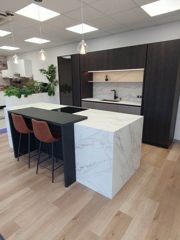 Cuisine du fabricant italien Antares pour plan de travail