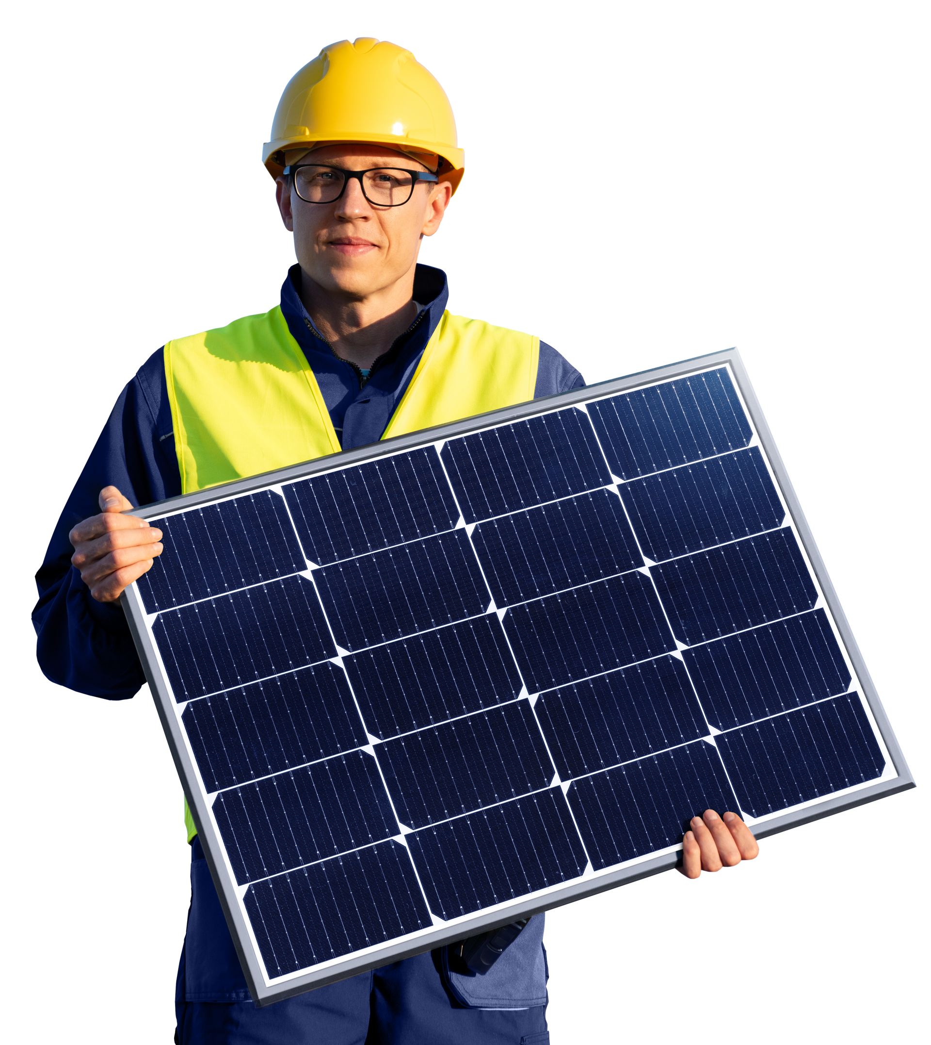 Technicien qui tient un panneau solaire