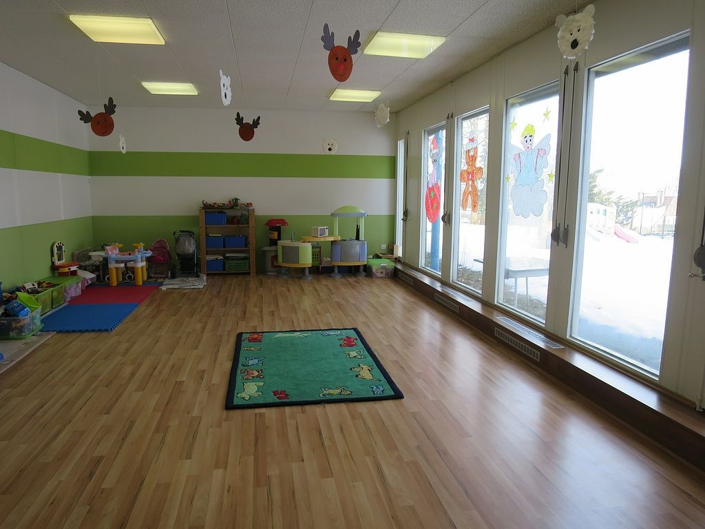 Crèche - Le Manège Enchanté - Fontainemelon