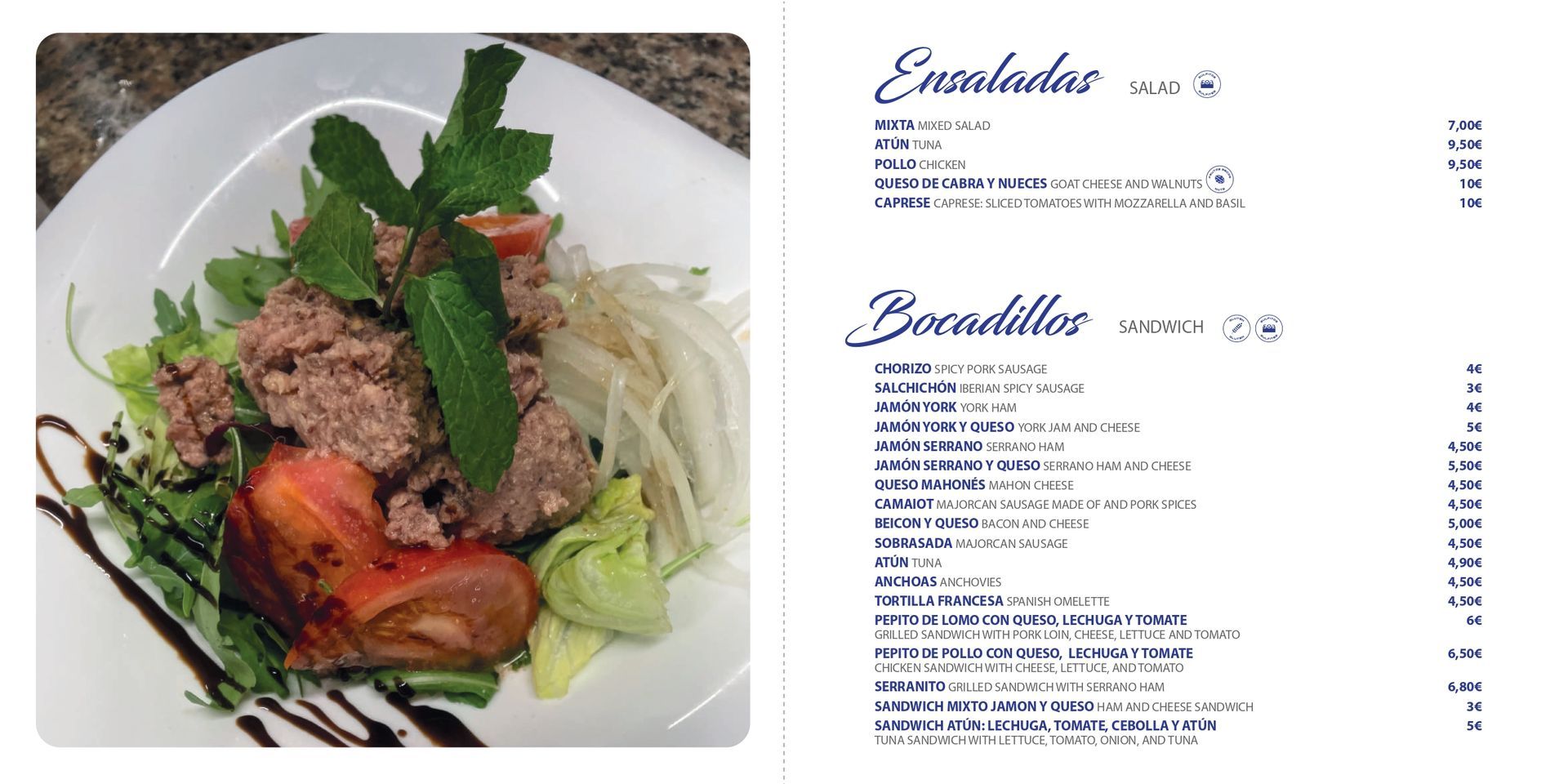 Un plato blanco cubierto con una ensalada y un menú.