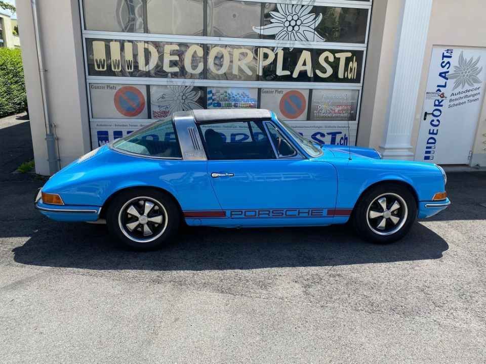 speziell angefertigtes Auto