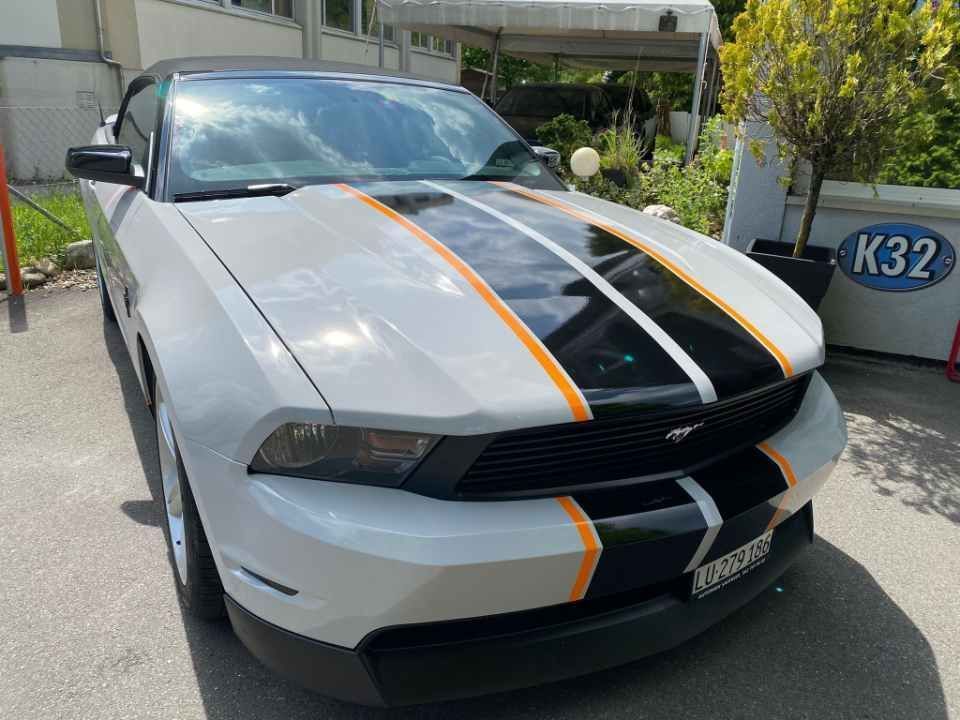 speziell angefertigtes Auto