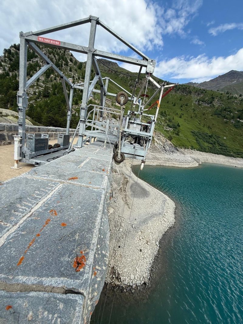 Nacelle volante barrage Super Bissorte à Orelle