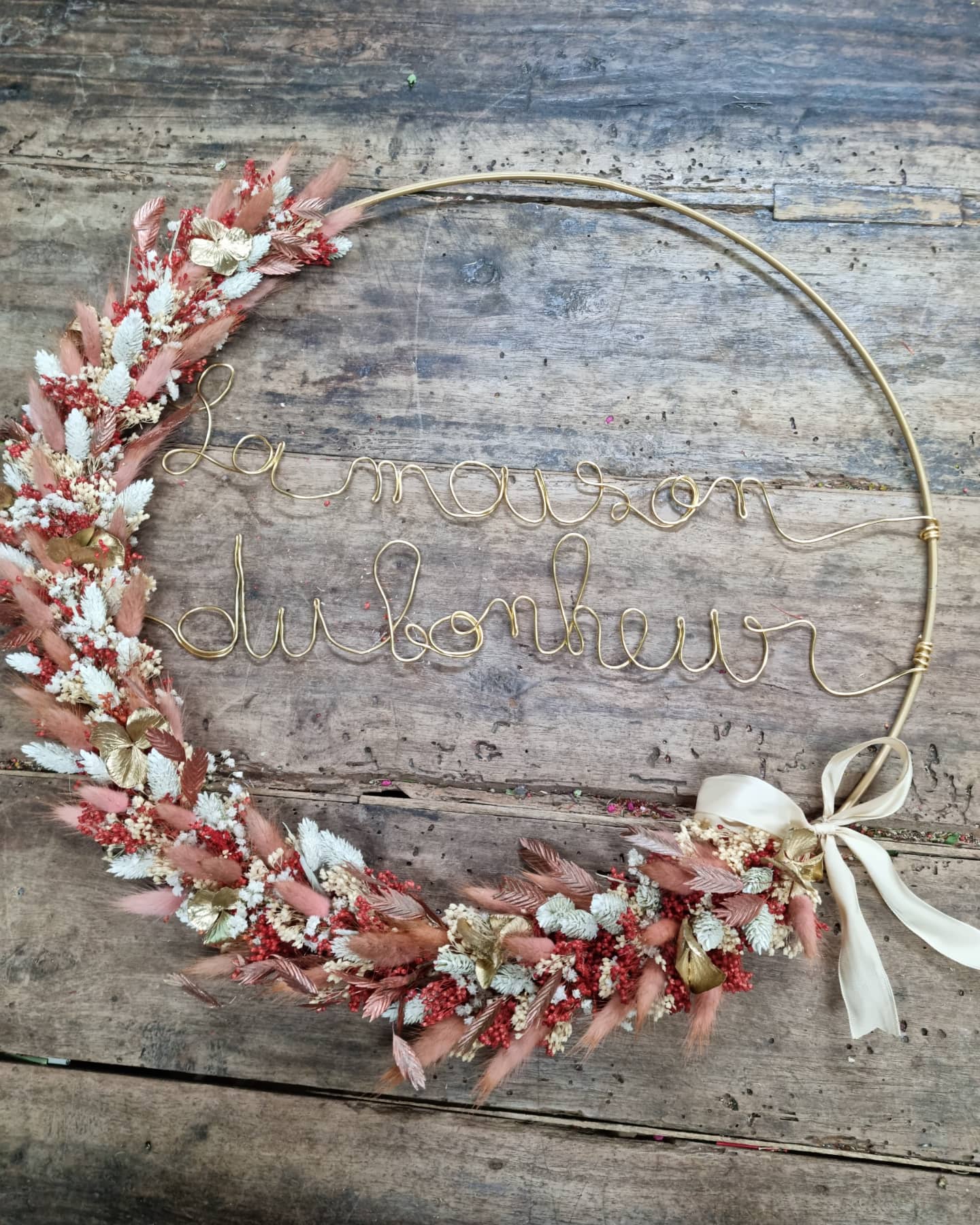 Couronne de fleurs séchées