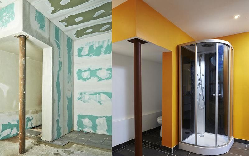 Ein Vorher-Nachher-Bild eines Badezimmers mit Dusche.