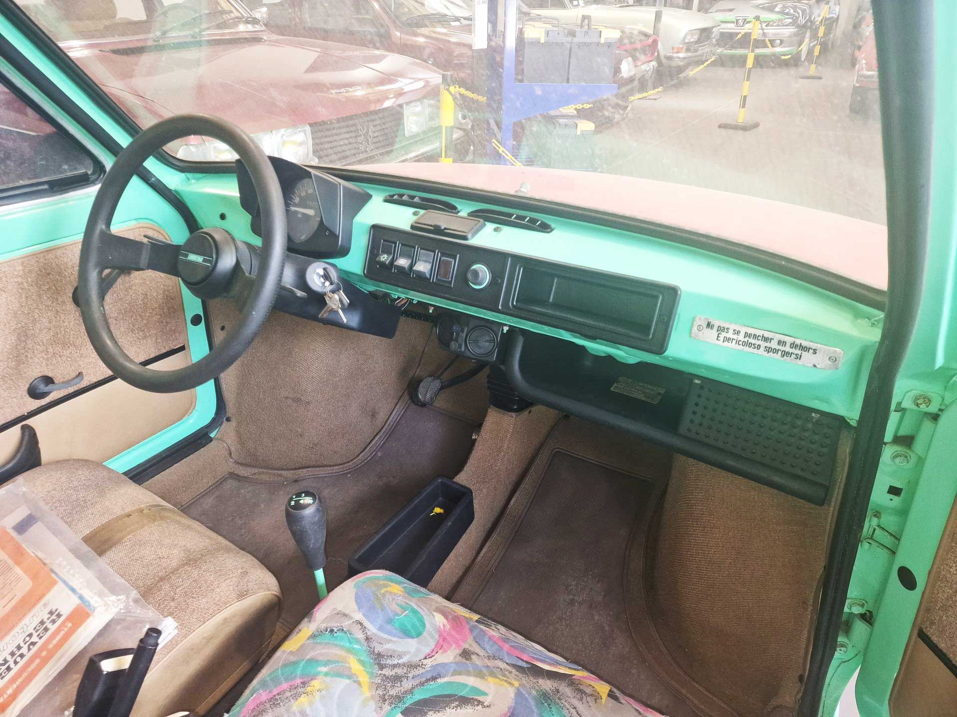 Fiat 126 Bis - vue intérieure