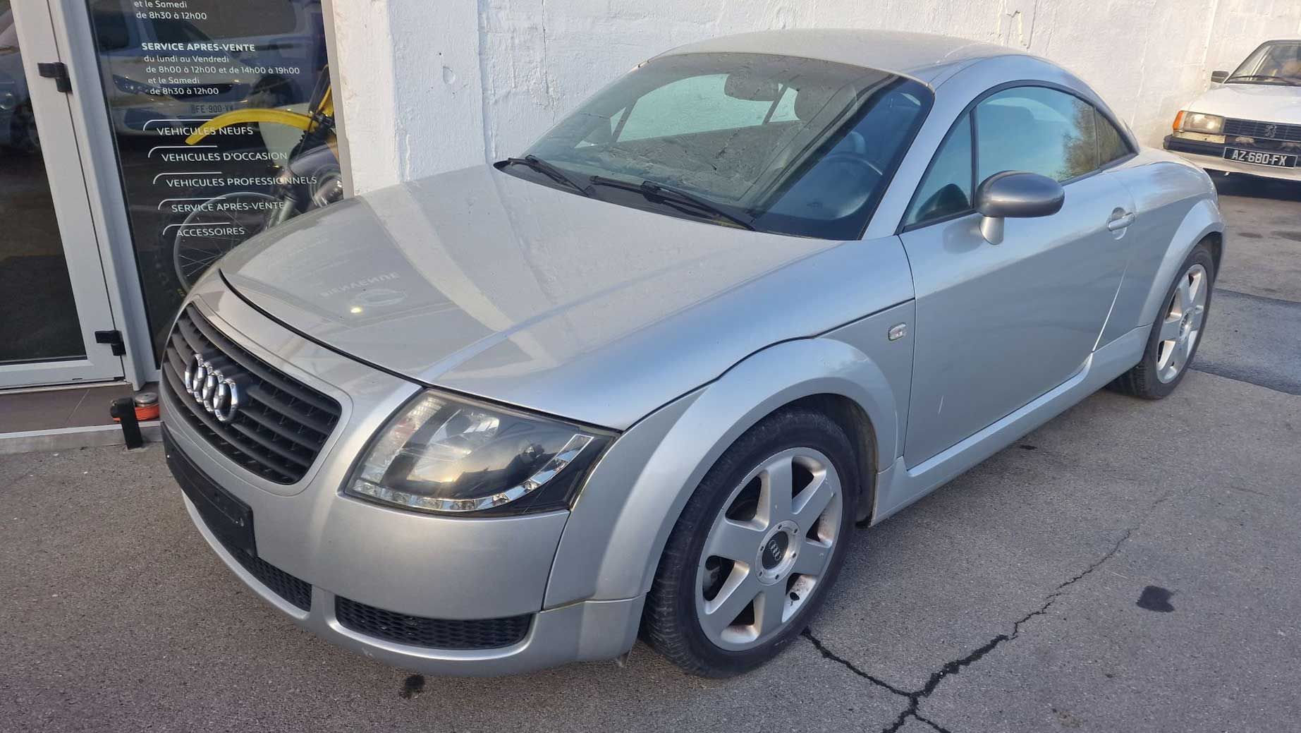Audi TT 1.8L vue avant