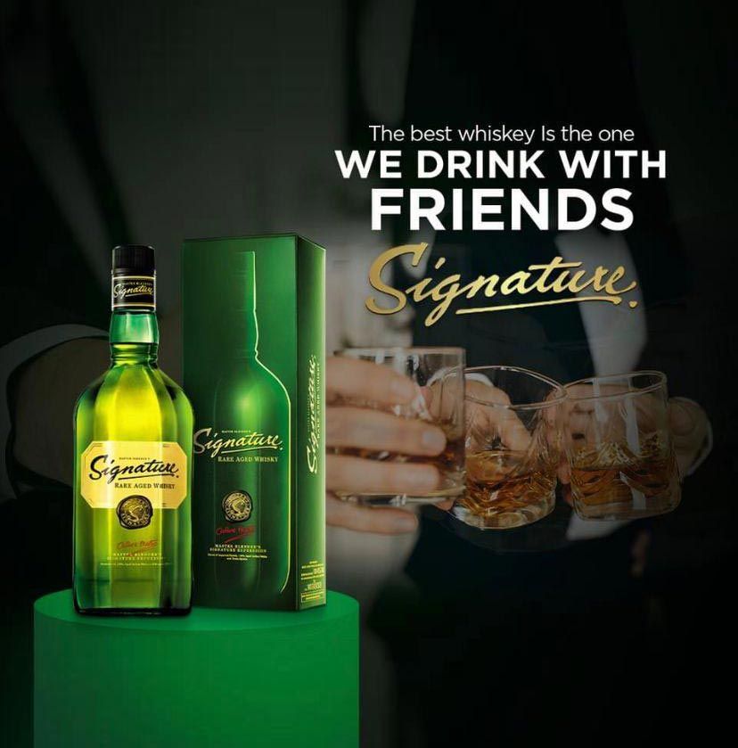 El mejor whisky es el que bebemos con amigos.