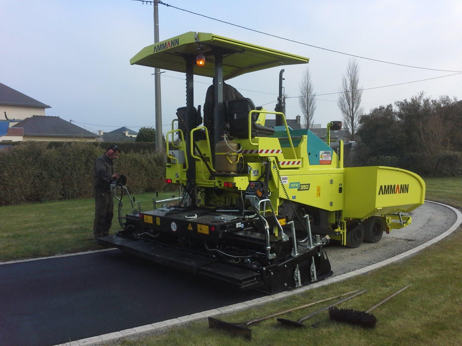 Aplanissement de goudron