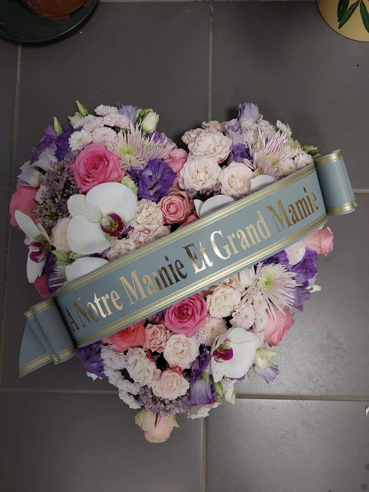 Cœur floral pour un deuil