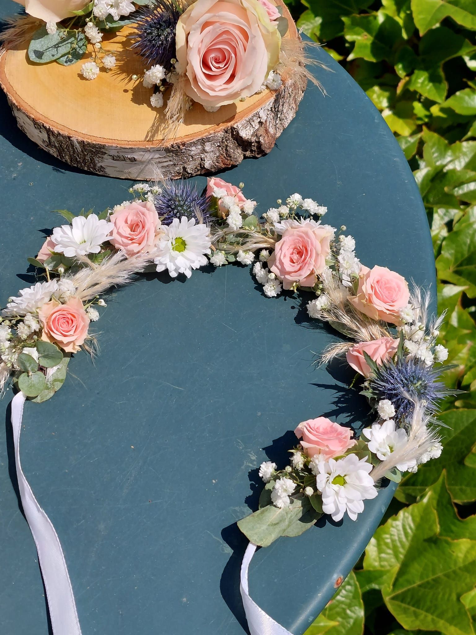 Composition fleurs pour cheveux
