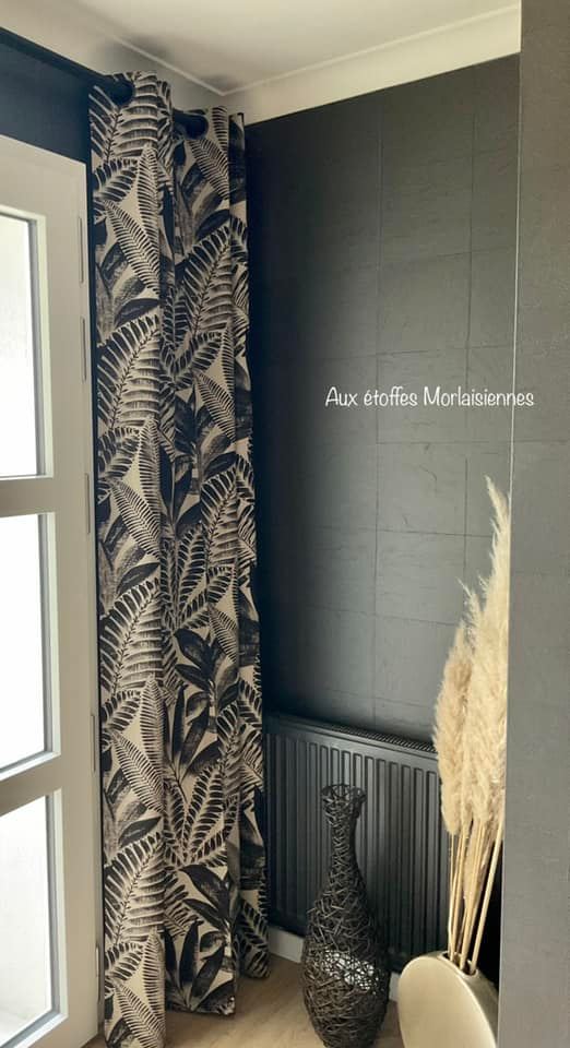 Rideau personnalisé avec motifs de feuilles