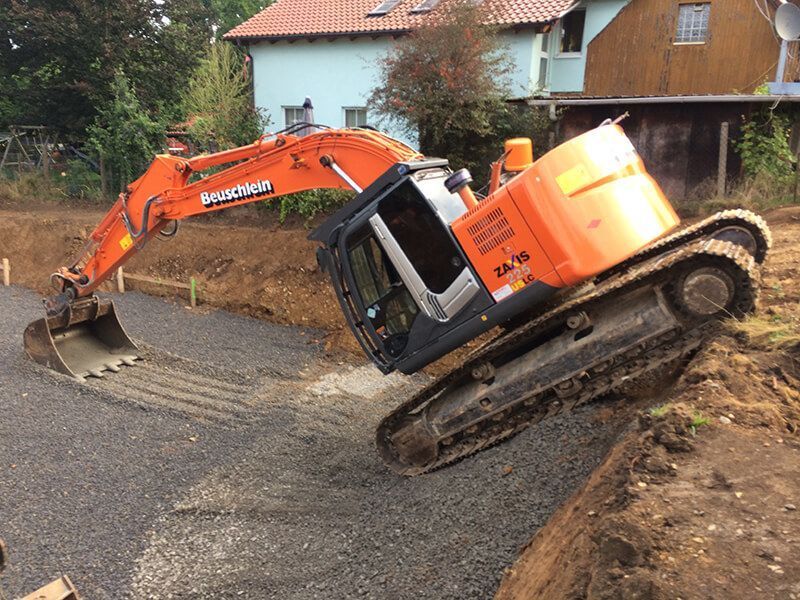 Beuschlein Transportbeton GmbH & Co.KG, 97236 Randersacker, Transportbeton, Entsorgung, Containerdienst, Recycling Baustoffe, Sand - Splitt, Zwischenlagerung, Erdbau, Abbruch, Rückbau, Schwertransporte
