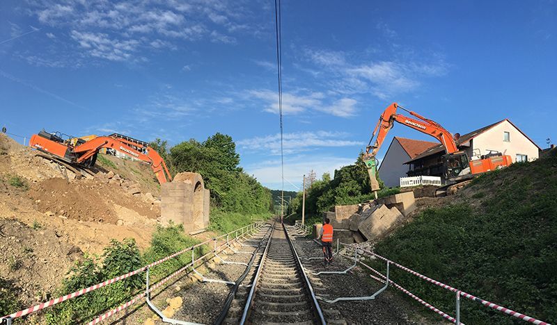 Beuschlein Transportbeton GmbH & Co.KG, 97236 Randersacker, Transportbeton, Entsorgung, Containerdienst, Recycling Baustoffe, Sand - Splitt, Zwischenlagerung, Erdbau, Abbruch, Rückbau, Schwertransporte