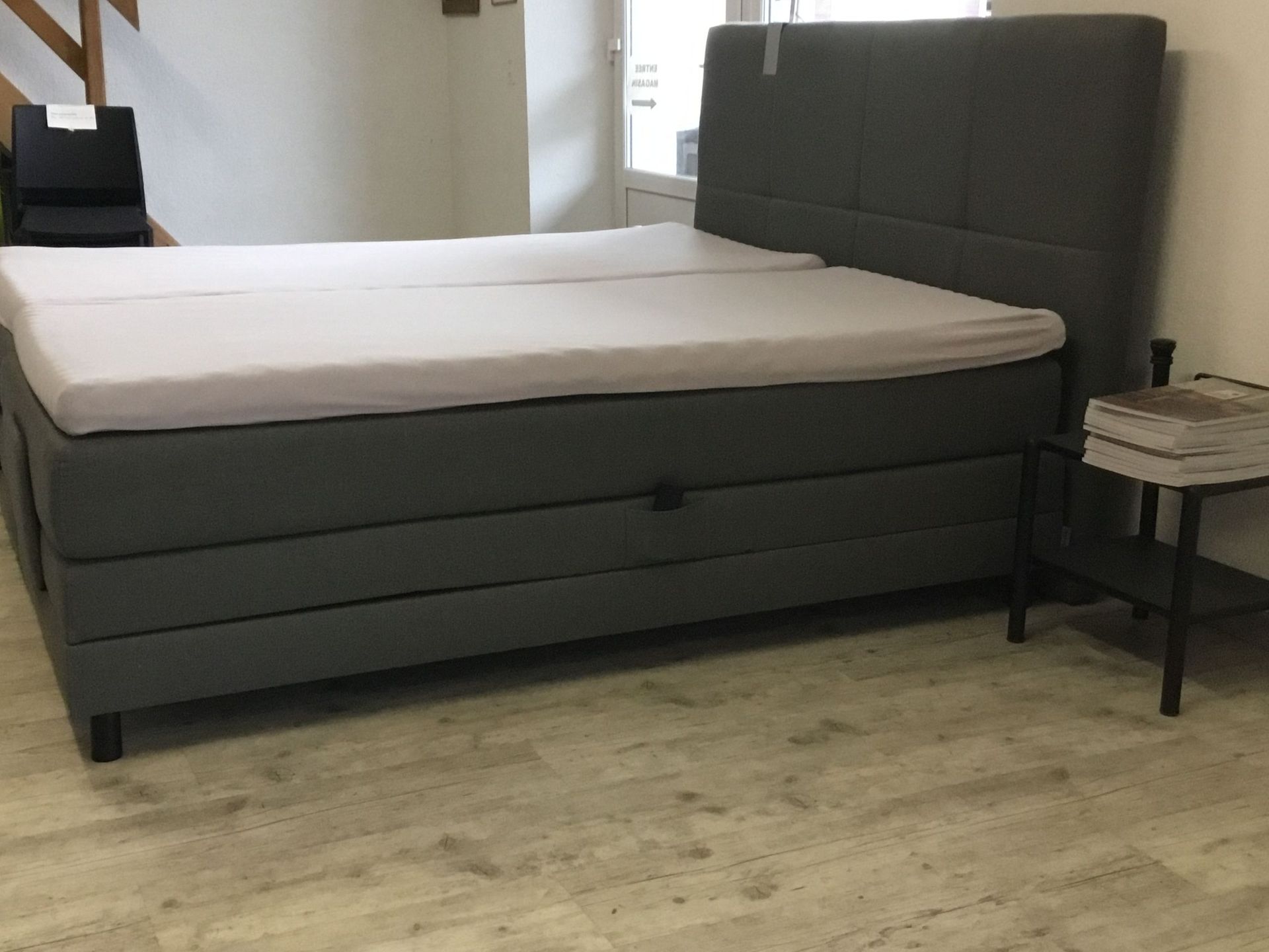 Lit Boxspring - Meubles Alaska - La Brévine