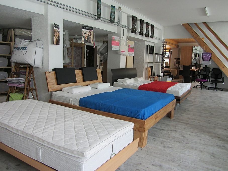 Meubles Alaska et Brocante à La Brévine, Neuchâtel